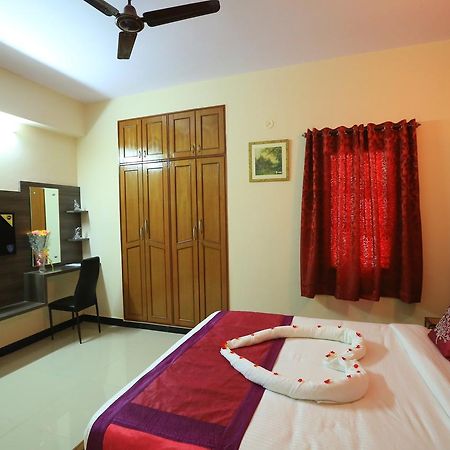 Oyo 2916 Apartment Queens Castle Bangalore Exterior photo