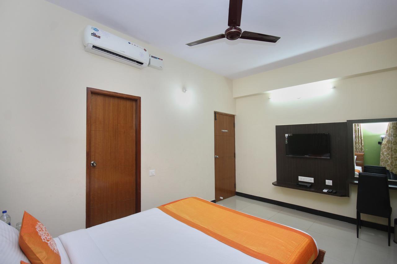 Oyo 2916 Apartment Queens Castle Bangalore Exterior photo