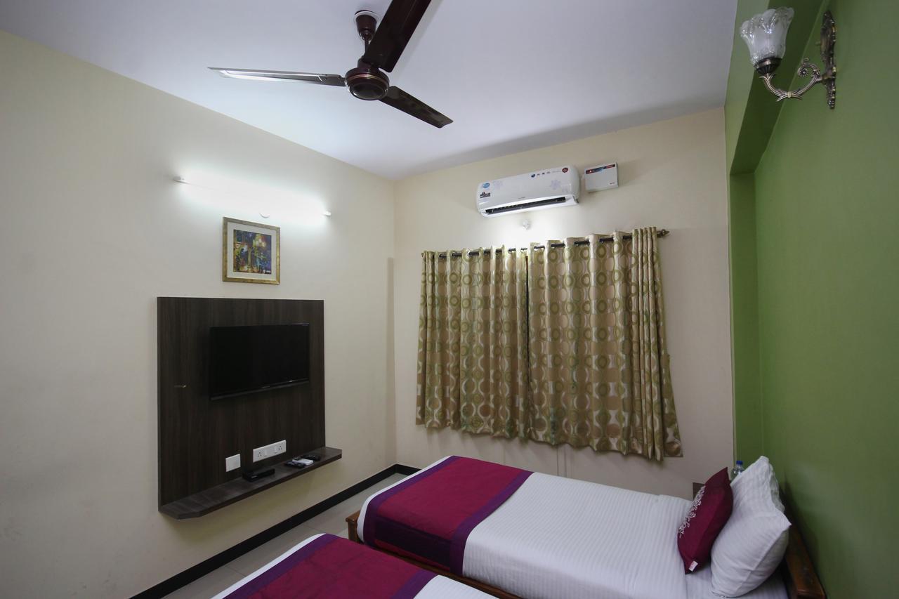 Oyo 2916 Apartment Queens Castle Bangalore Exterior photo